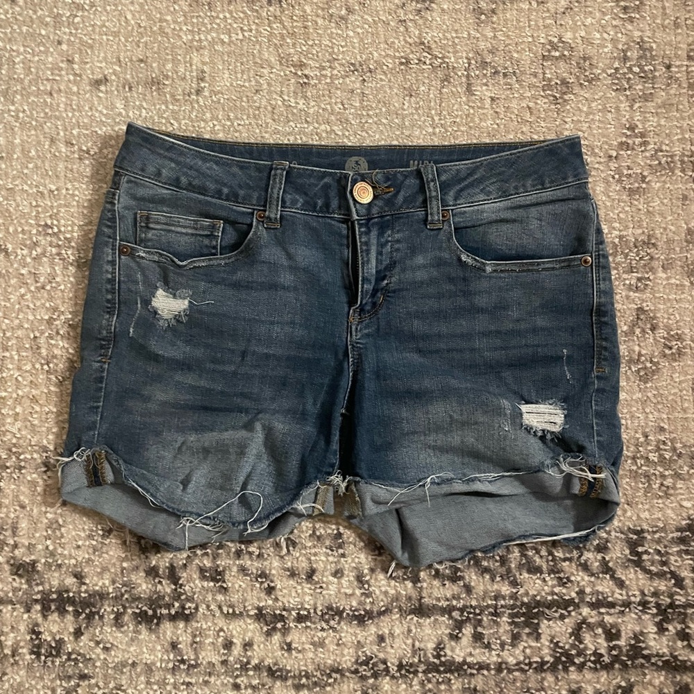 So midi denim shorts